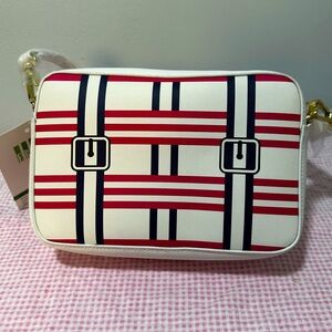 Estée Lauder, Medium bag.